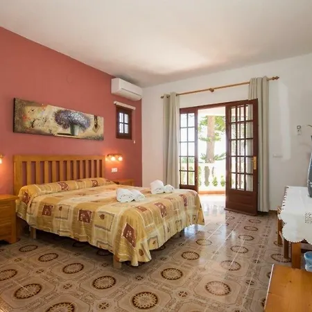 V105 Nineta Villa *